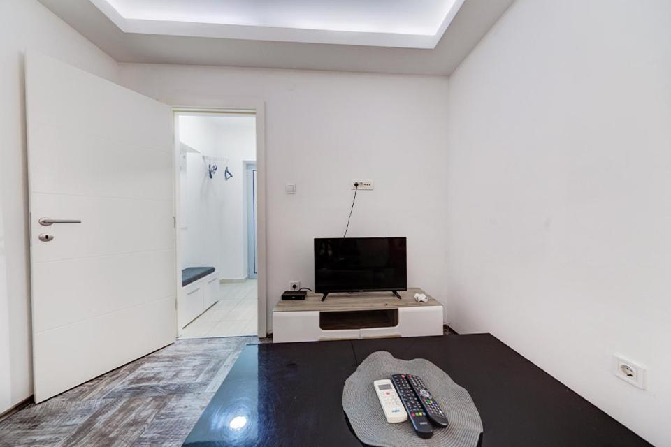 Post Office Center Apartments Budva Extérieur photo